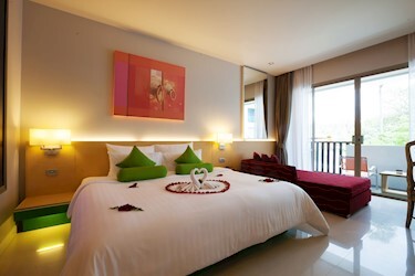 Plaza Room
