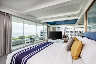 Ocean Front Suite