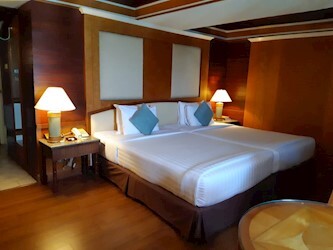 Executive Suite Sea View