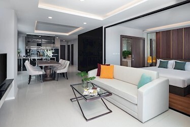 Grande 3 Bedroom Suite Ocean View with Spa Bath