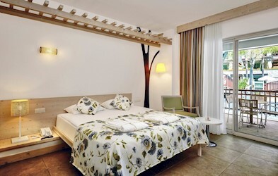 Lake Upper Floor