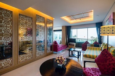 Sea View Suite